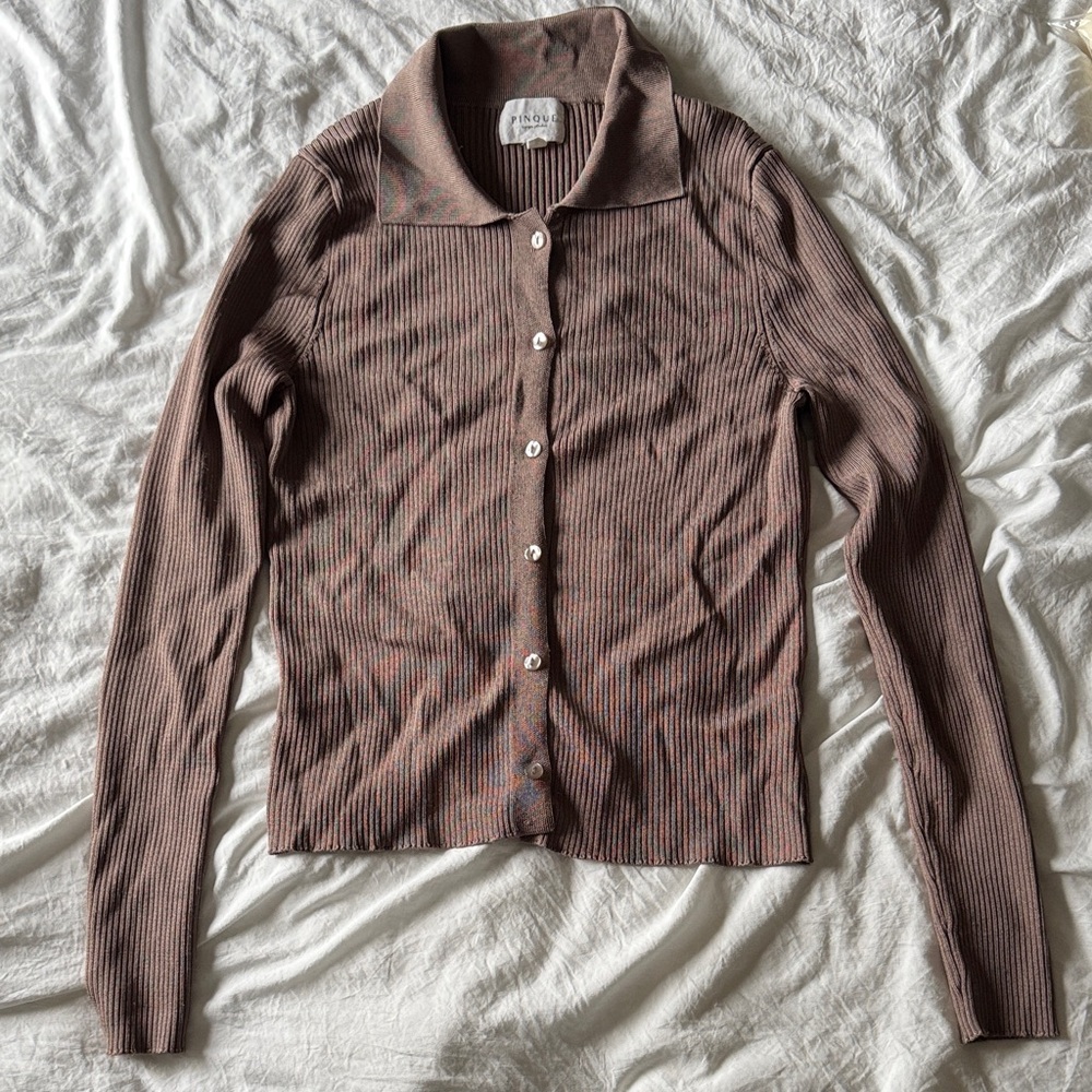 Women's Ribbed Cardigan Sweater - Brown